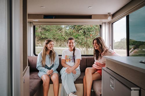 Apollo Euro Quest image 2420