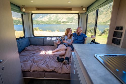 Apollo Euro Quest image 2420